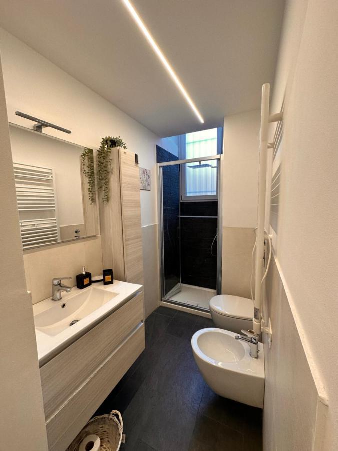 La Casa Di Paola Apartment Милано Екстериор снимка